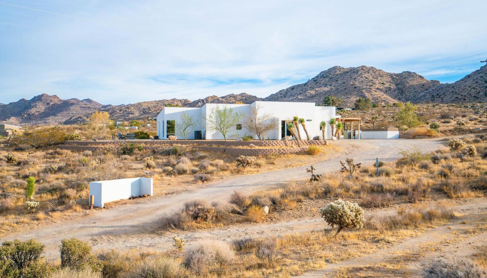 Experience Desert Serenity Gateway To Joshua Tree Eksteriør bilde